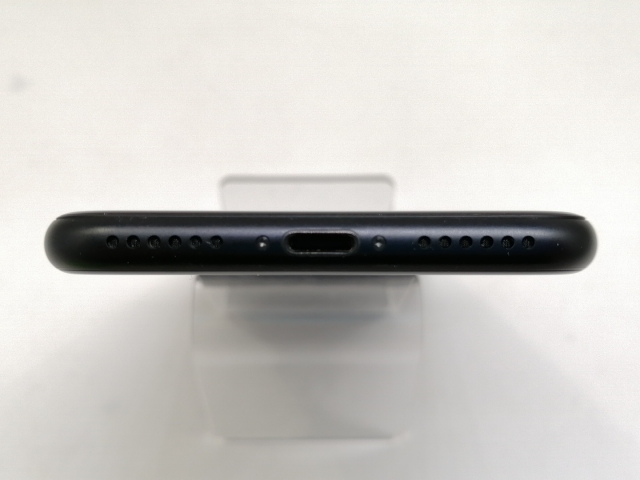 【中古】Apple 国内版 【SIM無償性】 iPhone SE（第2時人） 128GB 黒いこと MHGT3J/A（後期型番）【千葉】言いはなつ継続期間１ヶ月【位置づけるB】