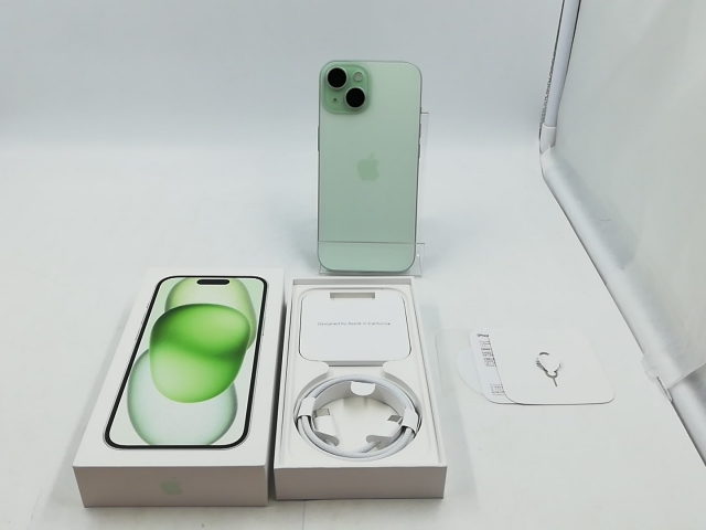 中古】Apple docomo 【SIMフリー】 iPhone 15 256GB グリーン MTMT3J/A 