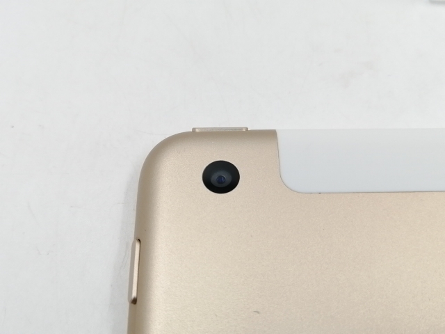 【中古】Apple docomo 【SIMロック解除済み】 iPad（第5世代/2017） 32GB ゴールド MPG42J/A【千葉】保証期間１ヶ月【ランクB】_6