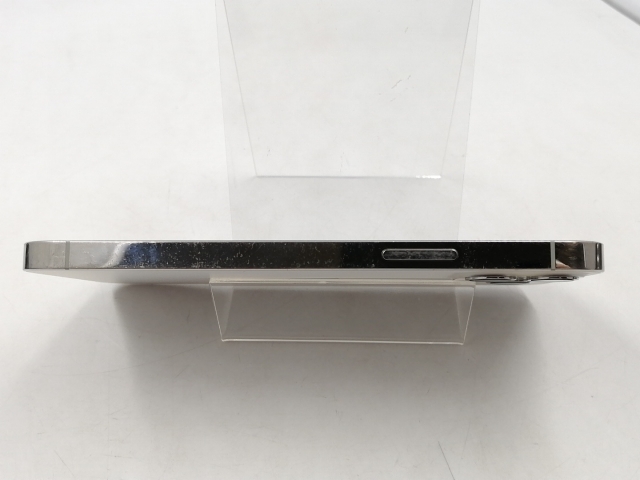 【中古】Apple 国内版 【SIMフリー】 iPhone 12 Pro 128GB シルバー MGM63J/A【千葉】保証期間１ヶ月【ランクC】_4