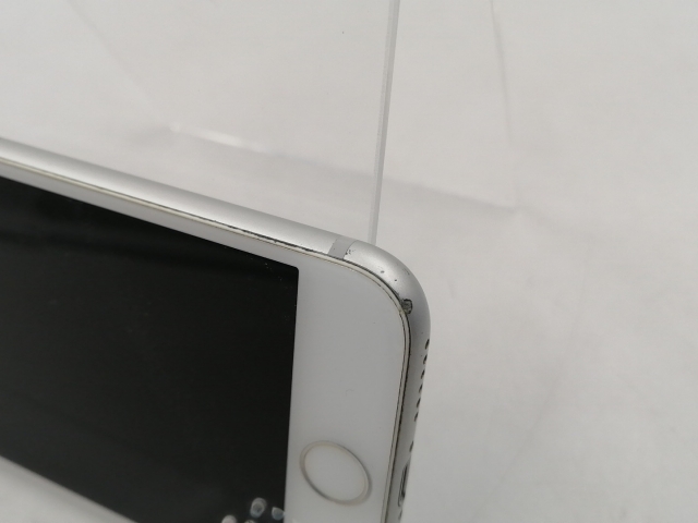 【中古】Apple docomo 【SIMロック解除済み】 iPhone 8 64GB シルバー MQ792J/A【千葉】保証期間１ヶ月【ランクC】_7