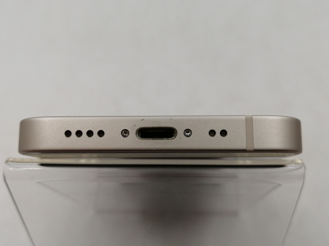 【中古】Apple 国内版 【SIMフリー】 iPhone 13 mini 128GB スターライト MLJE3J/A【千葉】保証期間１ヶ月【ランクC】_3