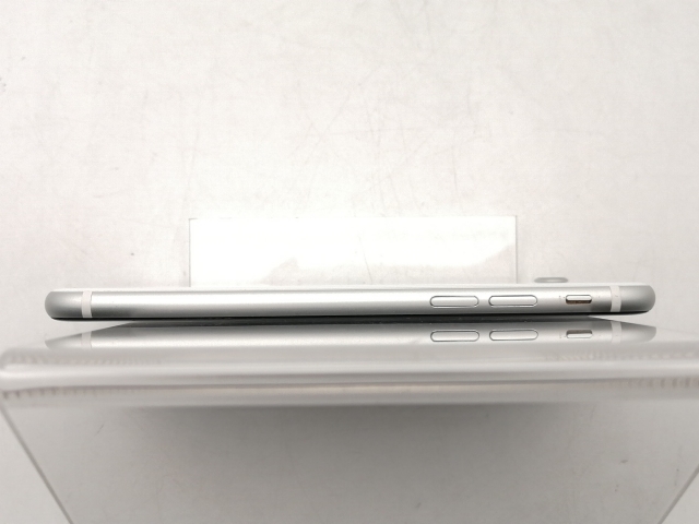 【中古】Apple au 【SIMロック解除済み】 iPhone SE（第2世代） 128GB ホワイト MHGU3J/A（後期型番）【千葉】保証期間１ヶ月【ランクC】_5