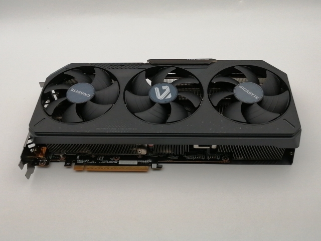 【中古】GIGABYTE GV-R9070XTGAMINGOC-16GD RX9070XT/16GB(GDDR6)【千葉】保証期間１週間