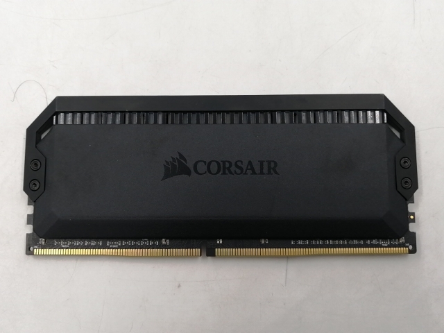 【中古】DDR4 16GB PC4-28800(DDR4-3600)【デスクトップPC用】【千葉】保証期間１週間