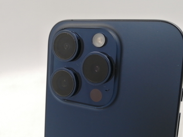 【中古】Apple 国内版 【SIMフリー】 iPhone 15 Pro 256GB ブルーチタニウム MTUG3J/A【千葉】保証期間１ヶ月【ランクA】_6