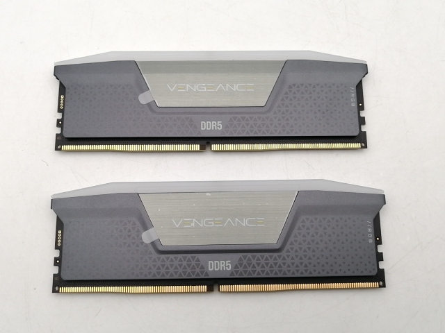 【中古】DDR5 16GB 2枚組（合計32GB） DDR5-5200(PC5-41600)【デスクトップPC用】【千葉】保証期間１週間