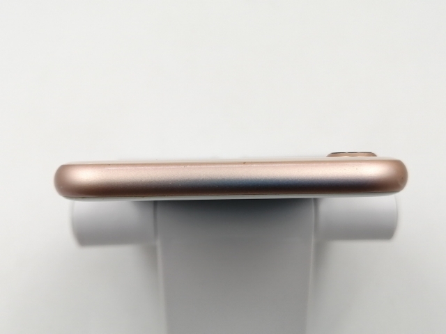 【中古】Apple SoftBank 【SIMロック解除済み】 iPhone 8 256GB ゴールド MQ862J/A【千葉】保証期間１ヶ月【ランクB】_2