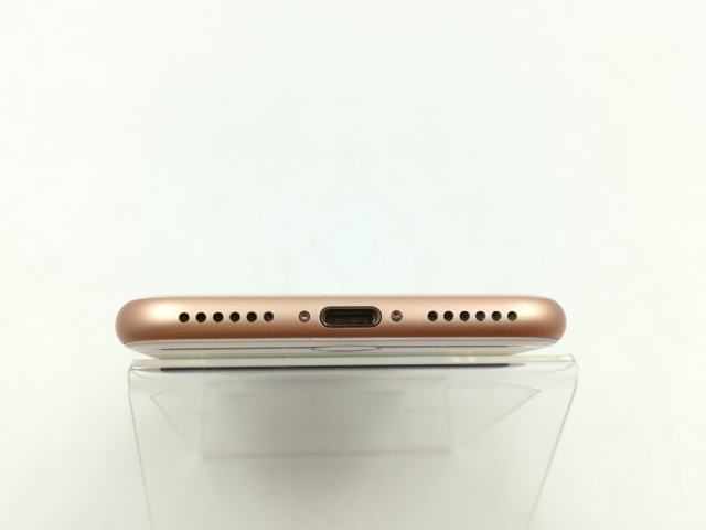 【中古】Apple docomo 【SIMロック解除済み】 iPhone 8 64GB ゴールド MQ7A2J/A【千葉】保証期間１週間【ランクA】_4