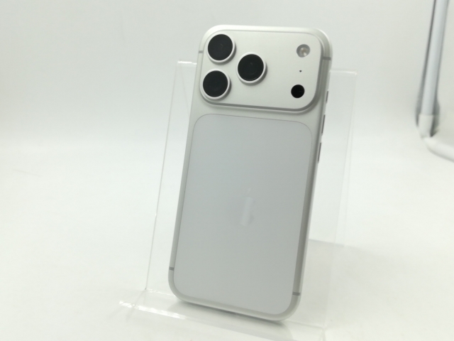 【中古】Apple 国内版 【SIMフリー】 iPhone 17 Pro 256GB シルバー MG854J/A【千葉】保証期間１ヶ月【ランクA】