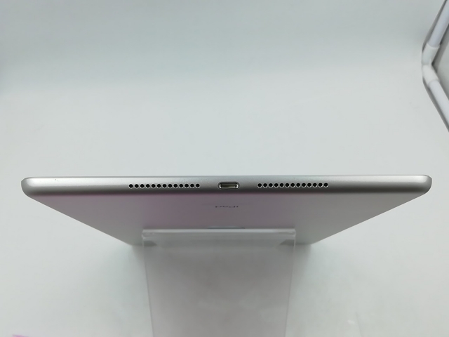 【中古】Apple au 【SIMフリー】 iPad（第9世代/2021） 64GB シルバー MK493J/A【千葉】保証期間１ヶ月【ランクB】_3