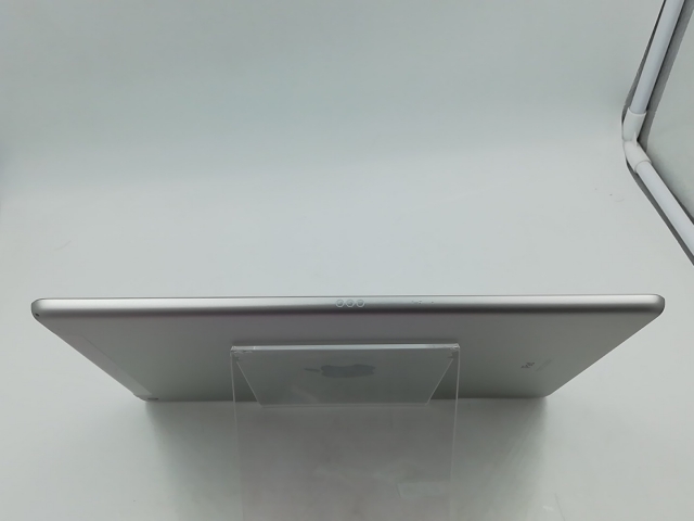 【中古】Apple au 【SIMフリー】 iPad（第9世代/2021） 64GB シルバー MK493J/A【千葉】保証期間１ヶ月【ランクB】_4