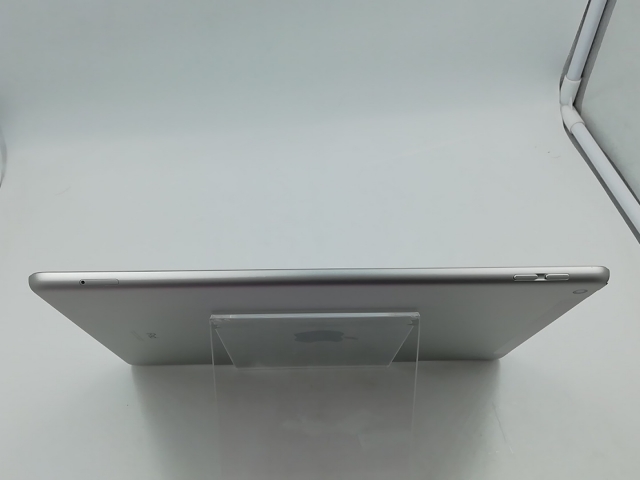 【中古】Apple au 【SIMフリー】 iPad（第9世代/2021） 64GB シルバー MK493J/A【千葉】保証期間１ヶ月【ランクB】_5