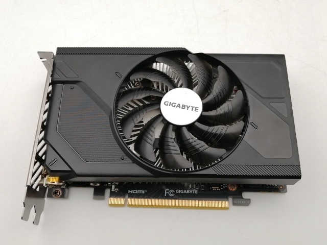 【中古】GIGABYTE GV-N4060D6-8GD RTX4060/8G【千葉】言いはなつ継続期間１週