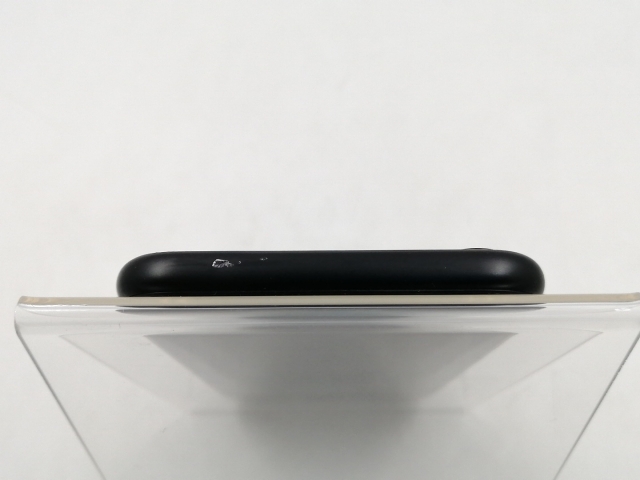 中古】Apple 国内版 【SIMフリー】 iPhone XR 64GB ブラック MT002J/A 