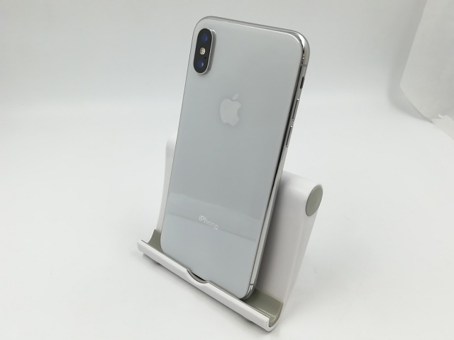 新品】iPhone XS シルバー 256GB SIMロック解除済 iPhone XS 256GB