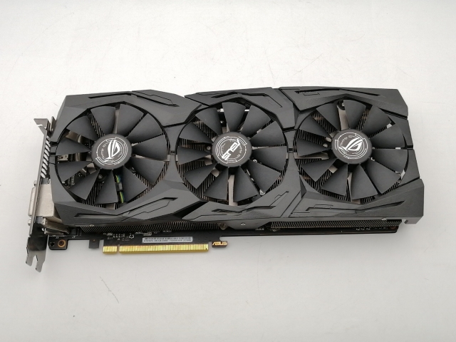 【中古】ASUS ROG STRIX-GTX1070-O8G-GAMING GTX1070/8GB(GDDR5)/PCI-E【千葉】言いはなつ継続期間１週