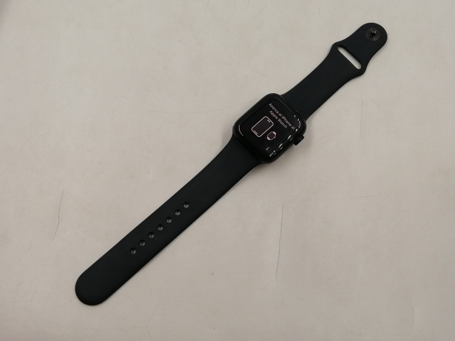 【中古】Apple Apple Watch SE2 40mm GPS ミッドナイトアルミニウムケース/ミッドナイトスポーツバンド (M/L) MXE93J/A【千葉】保証期間１ヶ月【ランクC】_4