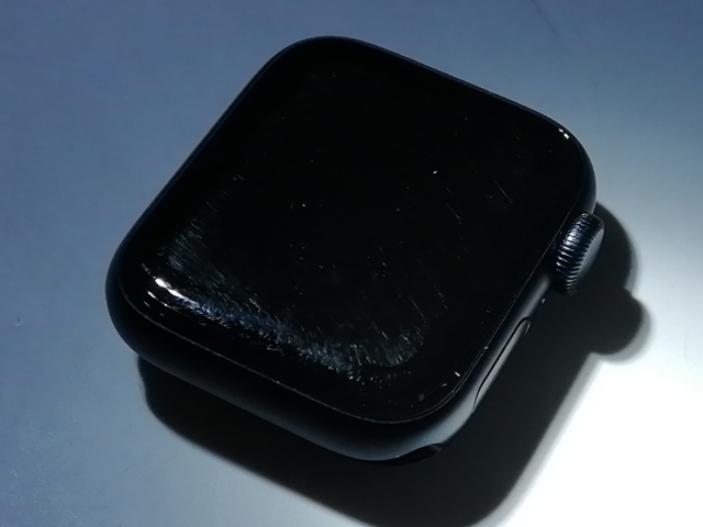 【中古】Apple Apple Watch SE2 40mm GPS ミッドナイトアルミニウムケース/ミッドナイトスポーツバンド (M/L) MXE93J/A【千葉】保証期間１ヶ月【ランクC】_7