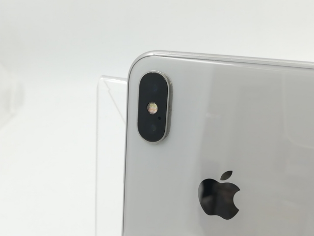 中古】Apple SoftBank 【SIMロック解除済み】 iPhone X 64GB シルバー