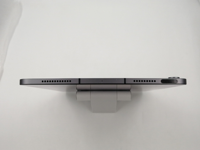 【中古】Apple SoftBank 【SIMロック解除済み】 iPad Air（第4世代/2020） 64GB スペースグレイ MYGW2J/A【仙台駅東口】保証期間１ヶ月【ランクB】_2