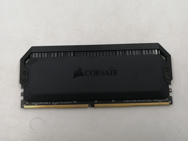 【中古】DDR4 16GB PC4-28800(DDR4-3600)【デスクトップPC用】【千葉】保証期間１週間