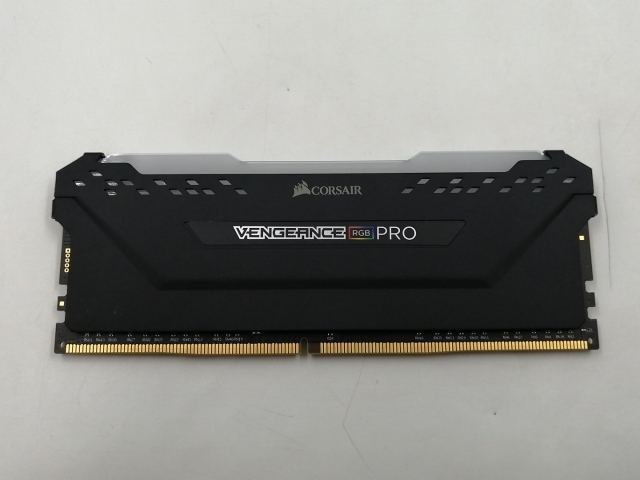 【中古】DDR4 16GB PC4-28800(DDR4-3600)【デスクトップPC用】【千葉】保証期間１週間