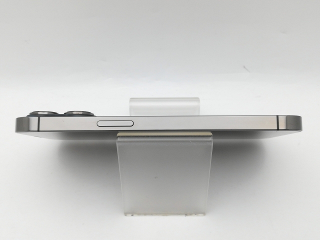 【中古】Apple docomo 【SIMフリー】 iPhone 13 Pro 128GB グラファイト MLUE3J/A【中野】保証期間１ヶ月【ランクC】_4