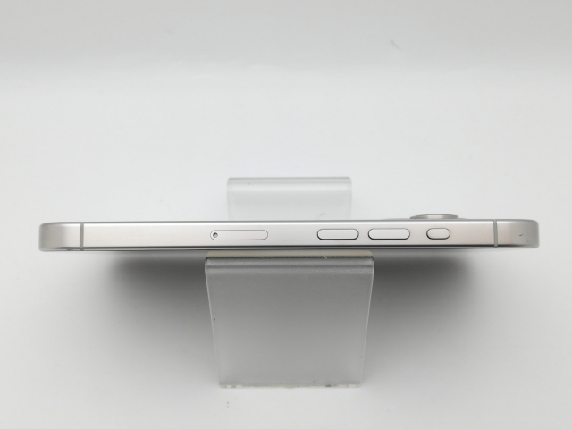 【中古】Apple 国内版 【SIMフリー】 iPhone 15 Pro 256GB ホワイトチタニウム MTUD3J/A【中野】保証期間１ヶ月【ランクB】_3