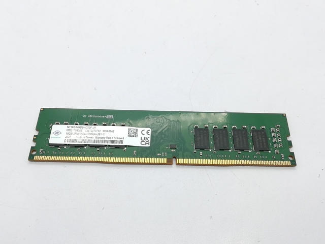 【中古】DDR4 16GB PC4-25600(DDR4-3200)【デスクトップPC用】【立川フロム中武】保証期間１週間