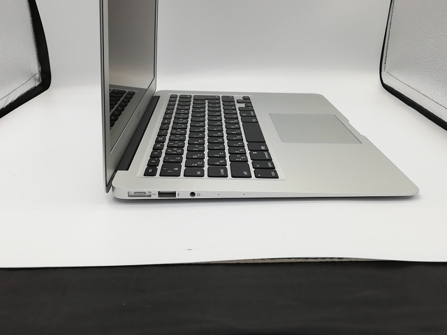 【中古】Apple MacBook Air 13インチ Corei5:1.8GHz 128GB MQD32J/A (Mid 2017)【秋葉2号】保証期間１週間【ランクC】_2