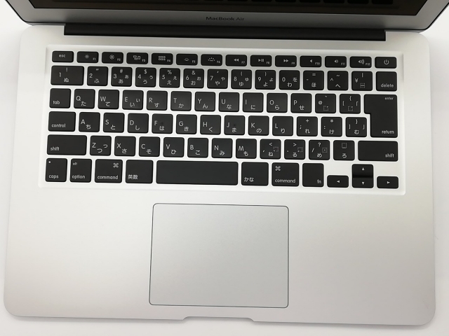 【中古】Apple MacBook Air 13インチ Corei5:1.8GHz 128GB MQD32J/A (Mid 2017)【秋葉2号】保証期間１週間【ランクC】_4