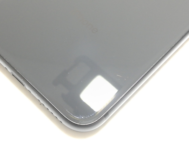 【中古】Apple docomo 【SIMロック解除済み】 iPhone 8 64GB スペースグレイ MQ782J/A【中野】保証期間１ヶ月【ランクB】_9
