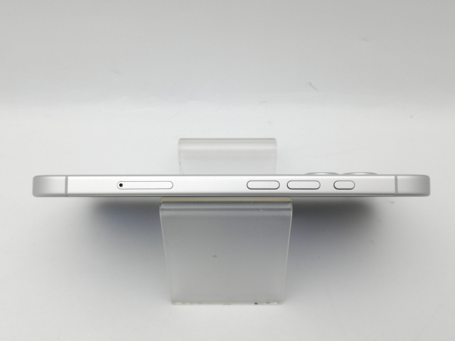 【中古】Apple docomo 【SIMフリー】 iPhone 16 256GB ホワイト MYDX3J/A【中野】保証期間1ヶ月【ランクC】 【中古】Apple docomo 【SIMフリー】 iPhone 16 256GB ホワイト MYDX3J/A【中野】保証期間1ヶ月【ランクC】