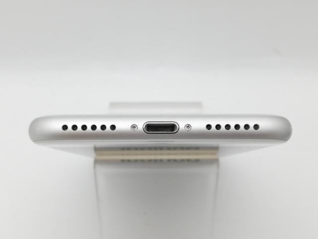 【中古】Apple docomo 【SIMロック解除済み】 iPhone 8 64GB シルバー MQ792J/A【中野】保証期間１ヶ月【ランクC】_5