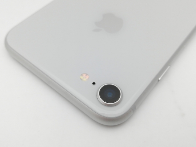 【中古】Apple docomo 【SIMロック解除済み】 iPhone 8 64GB シルバー MQ792J/A【中野】保証期間１ヶ月【ランクC】_6
