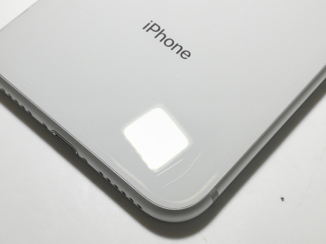 【中古】Apple docomo 【SIMロック解除済み】 iPhone 8 64GB シルバー MQ792J/A【中野】保証期間１ヶ月【ランクC】_8