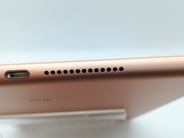 【中古】Apple 【Wi-Fi】 iPad（第6世代/2018） 32GB ゴールド MRJN2J/A【中野】保証期間１ヶ月【ランクC】_9