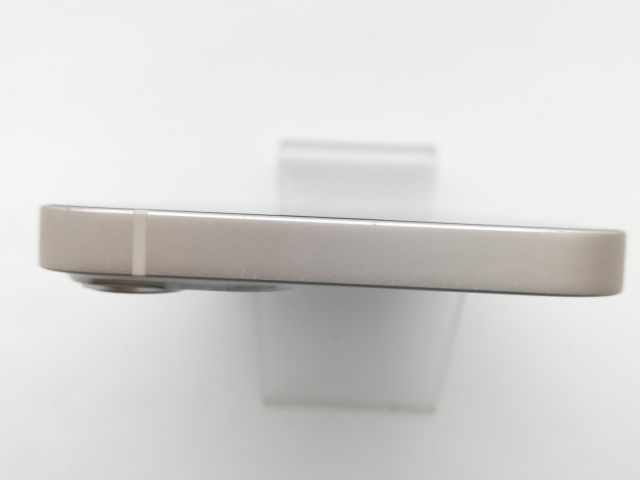 【中古】Apple SoftBank 【SIMフリー】 iPhone 13 128GB スターライト MLND3J/A【中野】保証期間１ヶ月【ランクB】_6