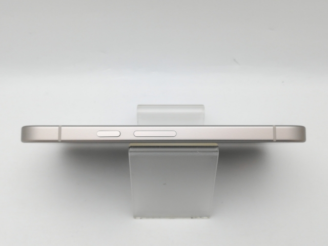 【中古】Google docomo 【SIMフリー】 Pixel 9a ポーセリン 8GB 128GB【池袋東口】保証期間１ヶ月【ランクA】
