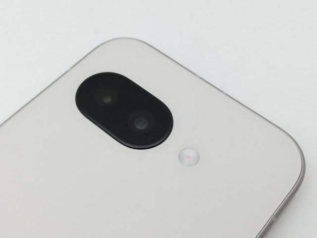 【中古】Google docomo 【SIMフリー】 Pixel 9a ポーセリン 8GB 128GB【池袋東口】保証期間１ヶ月【ランクA】
