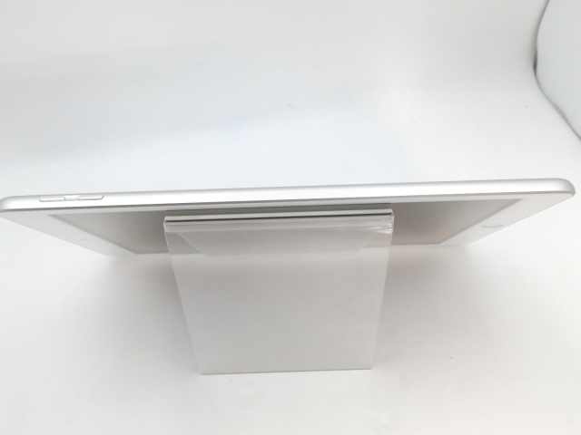 【中古】Apple 【Wi-Fi】 iPad（第6世代/2018） 32GB シルバー MR7G2J/A【中野】保証期間１週間【ランクB】_8