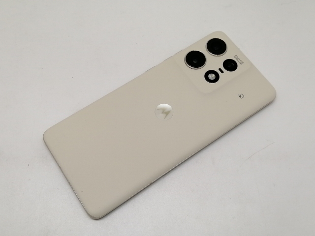 【超美品】Motorola edge 50s pro バニラクリーム motorola edge 50s pro バニラクリーム SIMロック解除済み SoftBank版