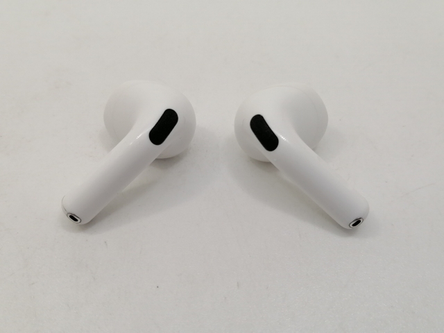【中古】Apple AirPods 4 アクティブノイズキャンセリング搭載モデル MXP93J/A【吉祥寺】保証期間１ヶ月