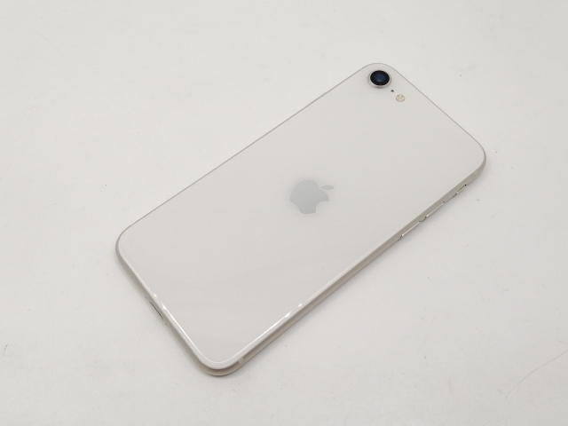 【中古】Apple docomo 【SIMフリー】 iPhone SE（第3世代） 64GB スターライト MMYD3J/A【宇田川】保証期間１ヶ月【ランクC】