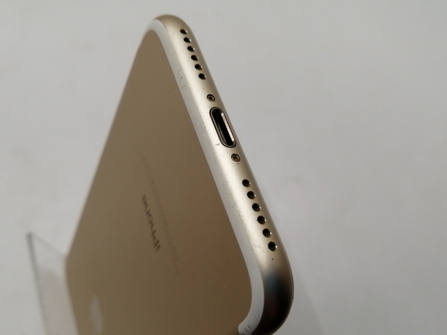 【中古】Apple SoftBank 【SIMロックあり】 iPhone 7 128GB ゴールド MNCM2J/A【宇田川】保証期間１ヶ月【ランクC】_6