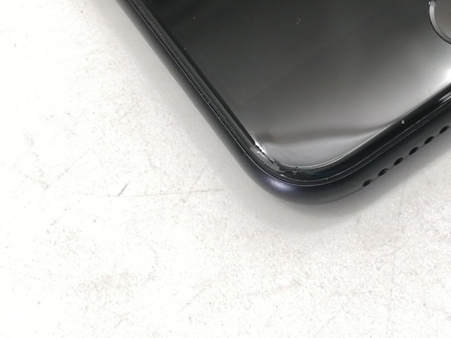 【中古】Apple SoftBank 【SIMロック解除済み】 iPhone SE（第2世代） 64GB ブラック MHGP3J/A（後期型番）【宇田川】保証期間１ヶ月【ランクC】_3
