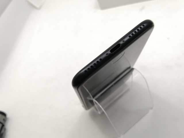 【中古】Apple SoftBank 【SIMロック解除済み】 iPhone SE（第2世代） 64GB ブラック MHGP3J/A（後期型番）【宇田川】保証期間１ヶ月【ランクC】_7