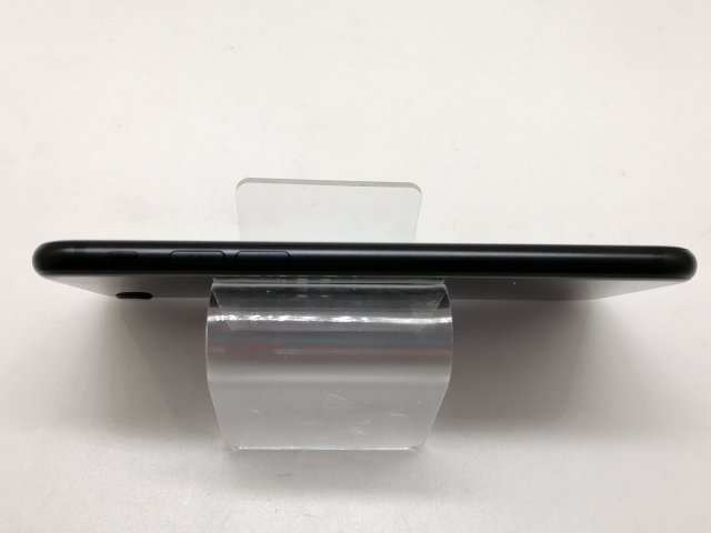 【中古】Apple docomo 【SIMロック解除済み】 iPhone SE（第2世代） 64GB ブラック MX9R2J/A【宇田川】保証期間１ヶ月【ランクC】_4