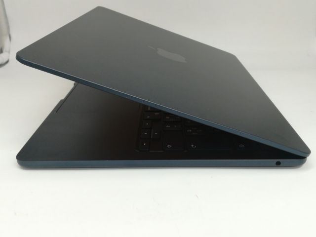 【中古】Apple MacBook Air 13インチ CTO (M2,2022) ミッドナイト M2(CPU:8C/GPU:10C)/16G/512G/67W(70W) AC【宇田川】保証期間１ヶ月【ランクC】_2